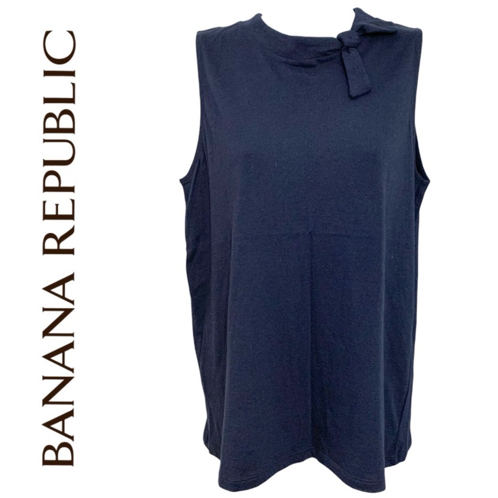 NWT “Banana Republic” navy blue pullover sleeveless top w/ knotted neck detail-M